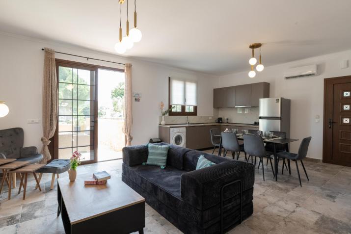 Anthi Luxury Residence