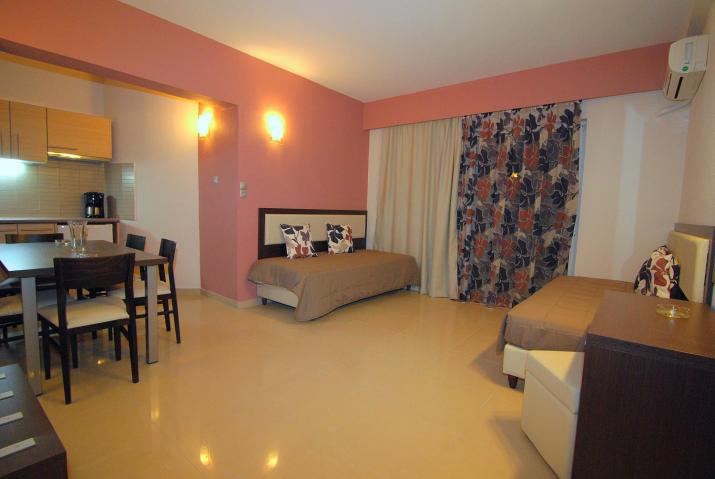 Agela Hotel & Apartments