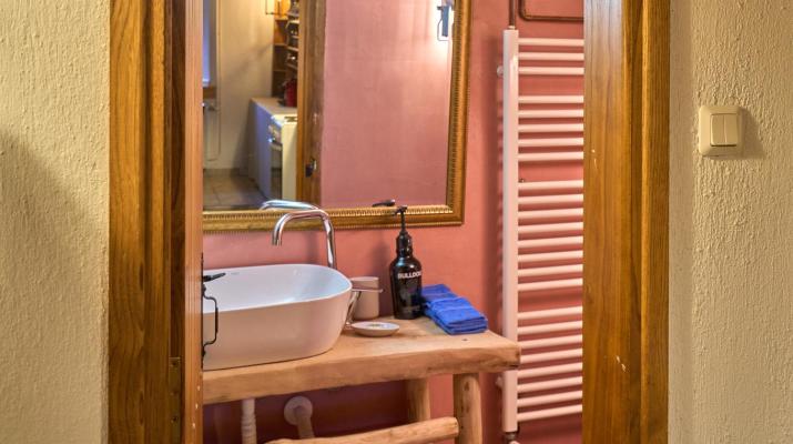 Agrotospito, a cottage to bring you back to nature