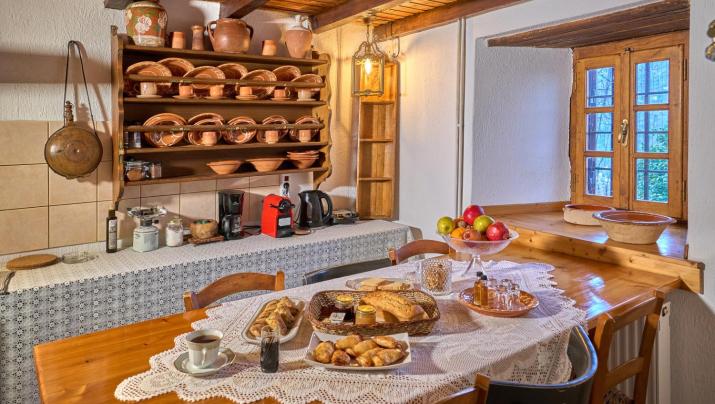 Agrotospito, a cottage to bring you back to nature