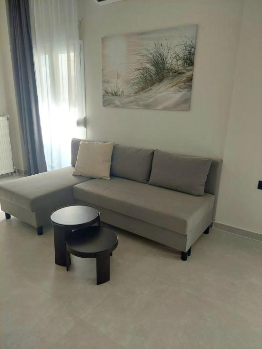 B&M apartment with balcony near the waterfront
