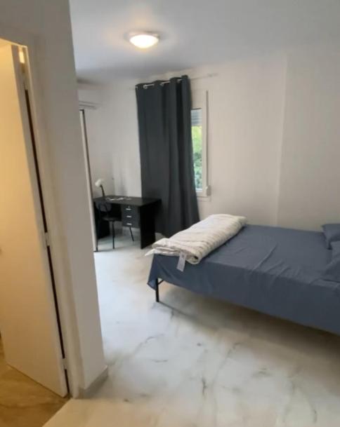 studio room with private bathroom-floor 2