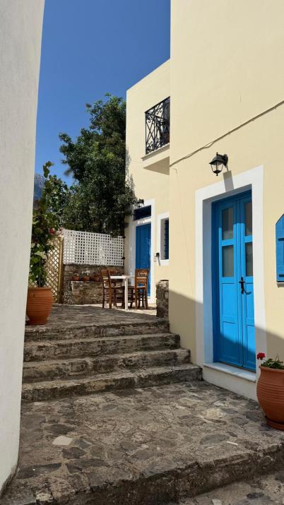 LITHONIA by Casa di Somnia