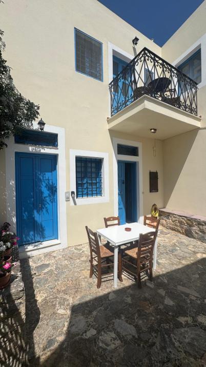 LITHONIA by Casa di Somnia