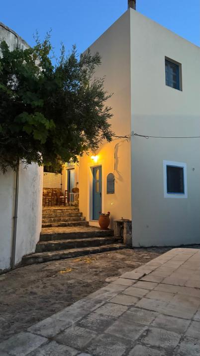 LITHONIA by Casa di Somnia
