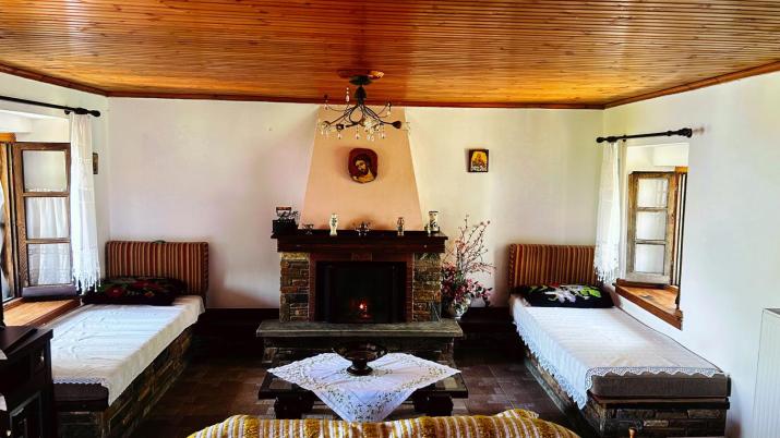 Erato's Nest - Pelion