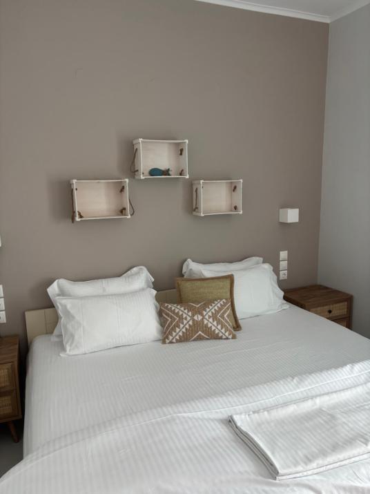 Ninemia Beach Hotel & Suites