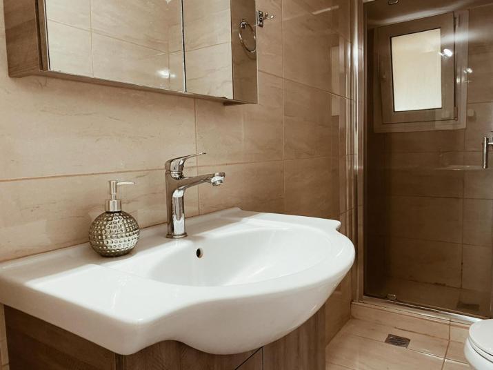 Aristotelous Private Rooms