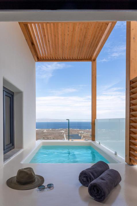 North Wind Luxury Suites
