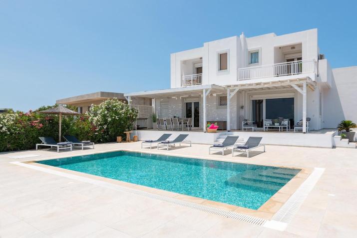 Hill & Sea View White Pearl Villa