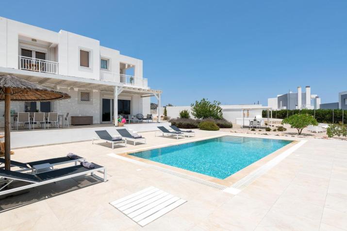 Hill & Sea View White Pearl Villa