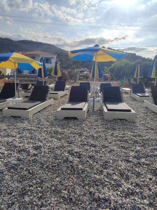 Anastasia Studios & Apartments