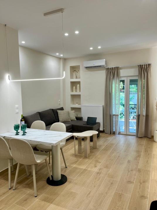 The Double Haven SKG - 2 bedroom, 2 bathroom apartment in Thessaloniki center