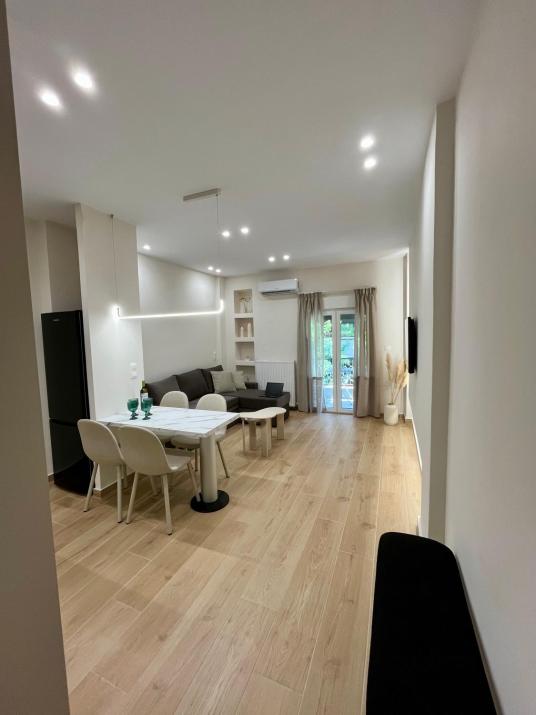 The Double Haven SKG - 2 bedroom, 2 bathroom apartment in Thessaloniki center