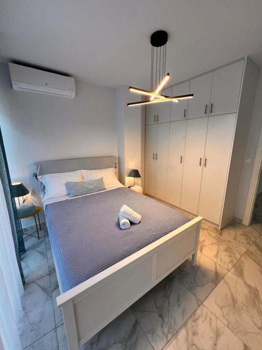 Casa de Tres Hermanos in the heart of Athens