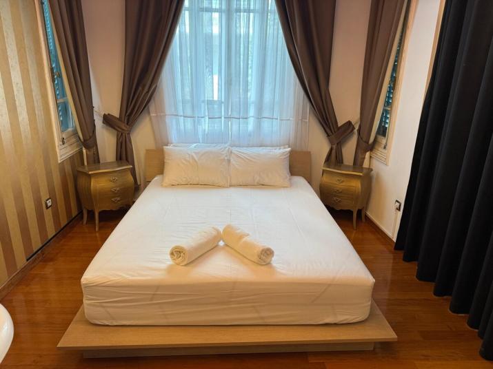 Elegant & Luxury Escape SKG