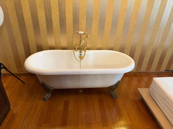 Elegant & Luxury Escape SKG