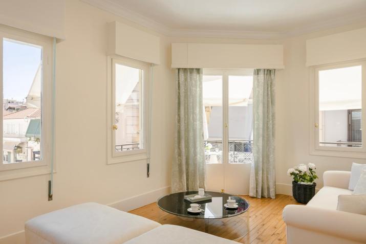 Etoile Luxury Suites