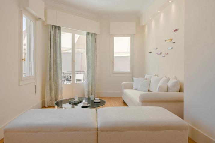 Etoile Luxury Suites