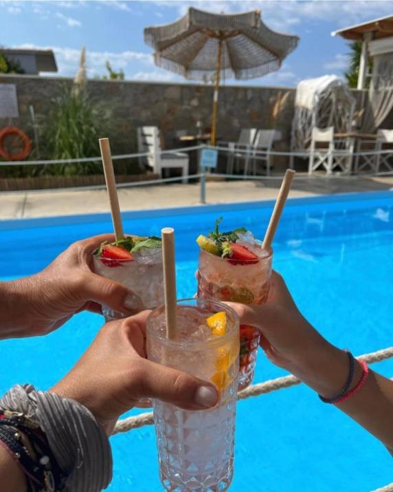 Koukounari Apartments