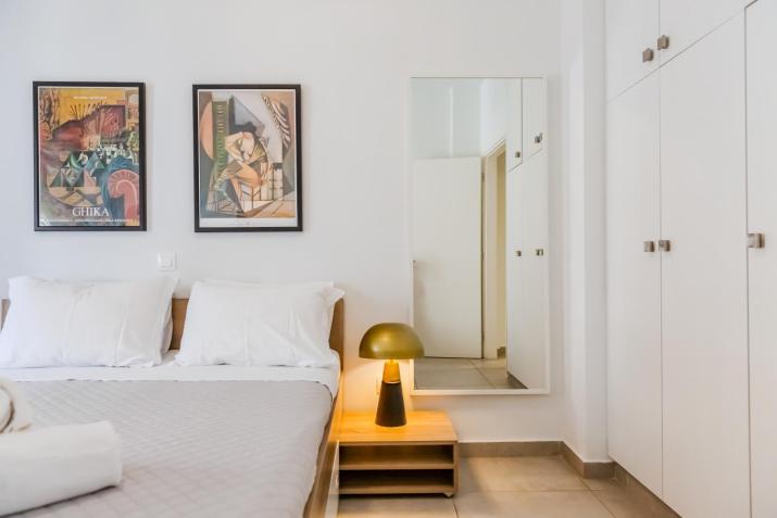 SYNTAGMA VOULIS STREET MODERN APARTMENT