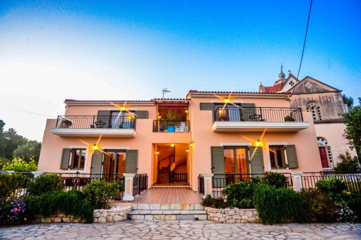 Maniata Holiday Apartments