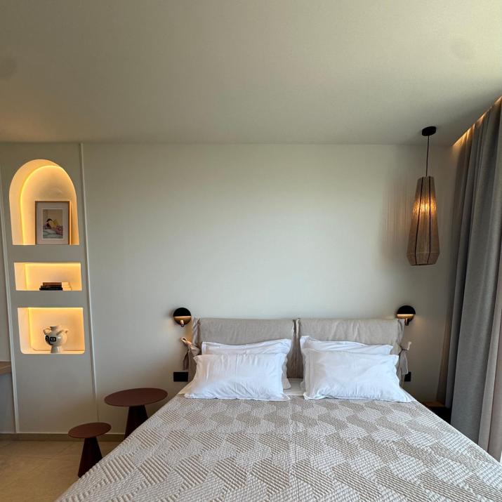 The Little Crab Suites