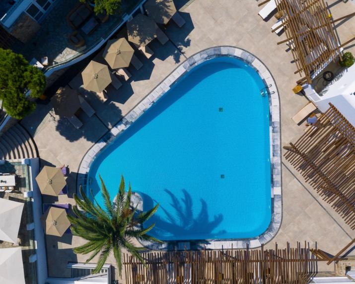 Poseidon Hotel Suites