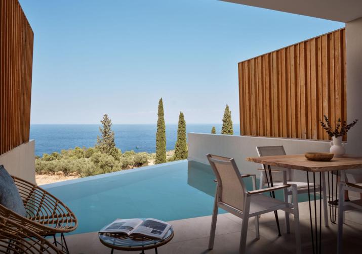 The Sall Suites Complex B - Iconic Sea Views, by ZanteWize