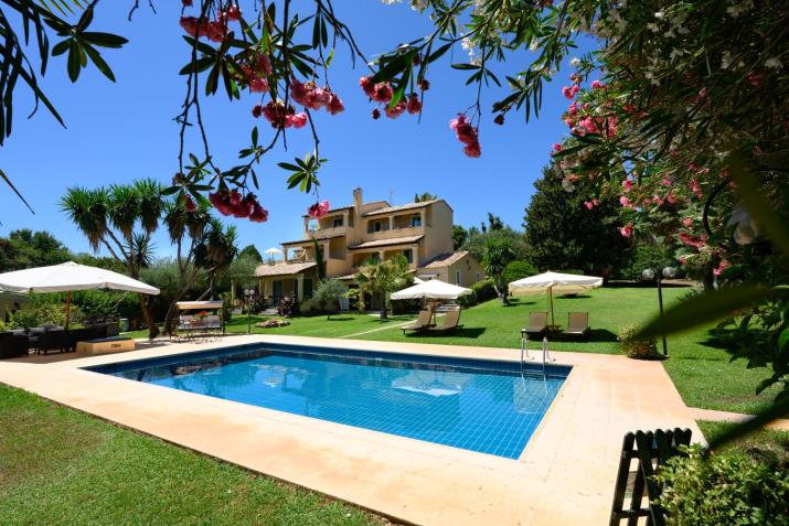 Isabella Country House