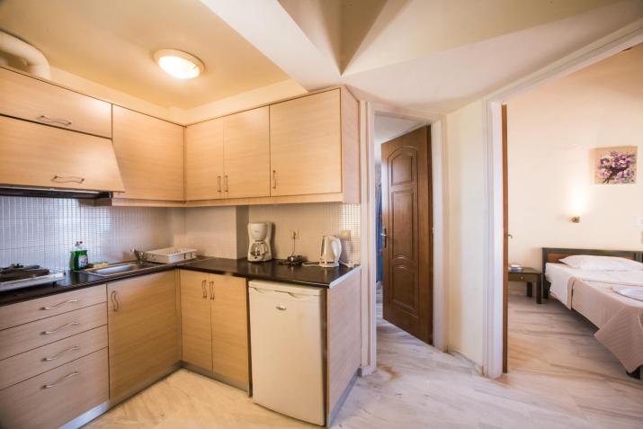 Mythos Beach Hotel Apartments