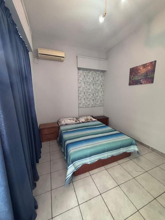 House Acharnon 211