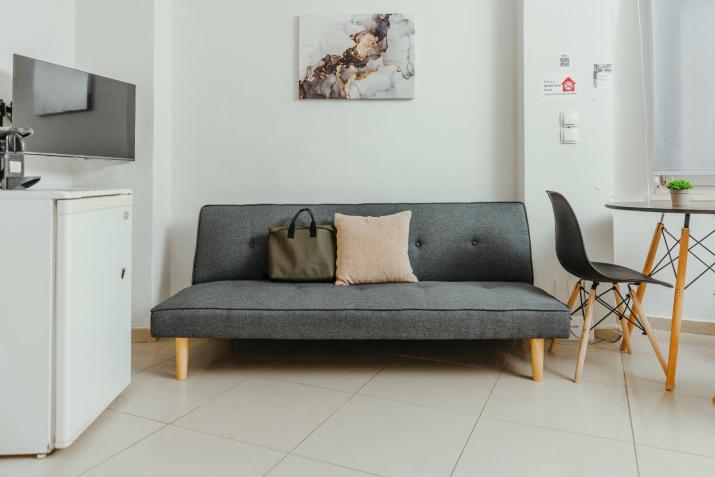 Urban Chic Apartment Downtown