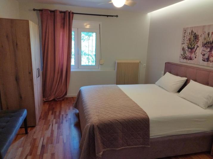 Kastraki House with a view