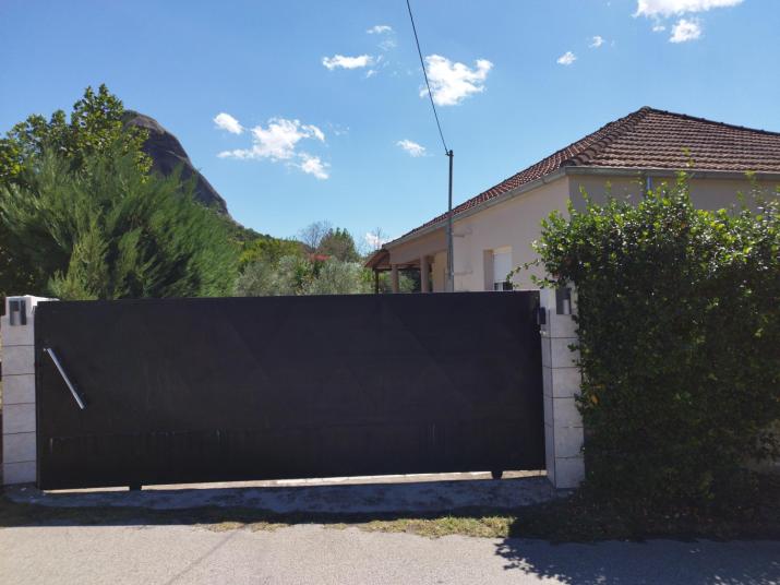 Kastraki House with a view