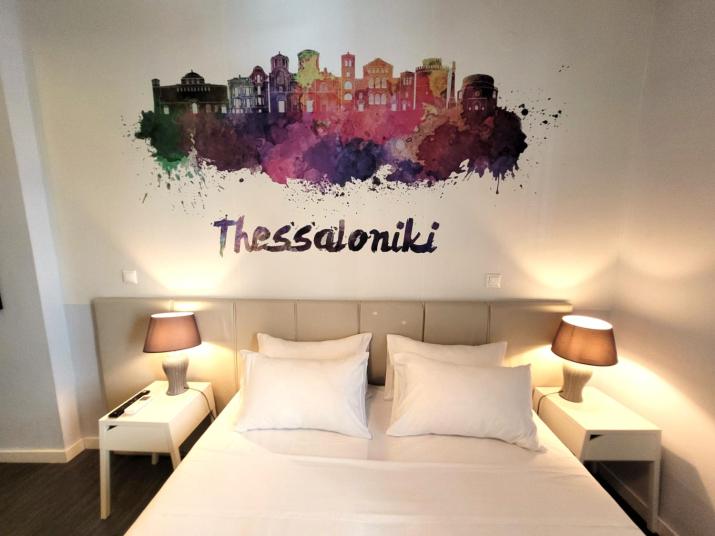 Nephele by Casa D'Oro