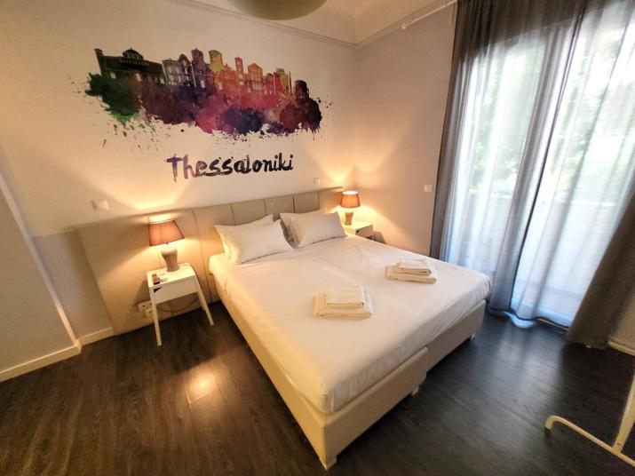 Nephele by Casa D'Oro