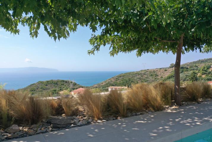 Spathes Suite Kefalonia, Romantic Private Escape with Infinity Pool & Sea Views