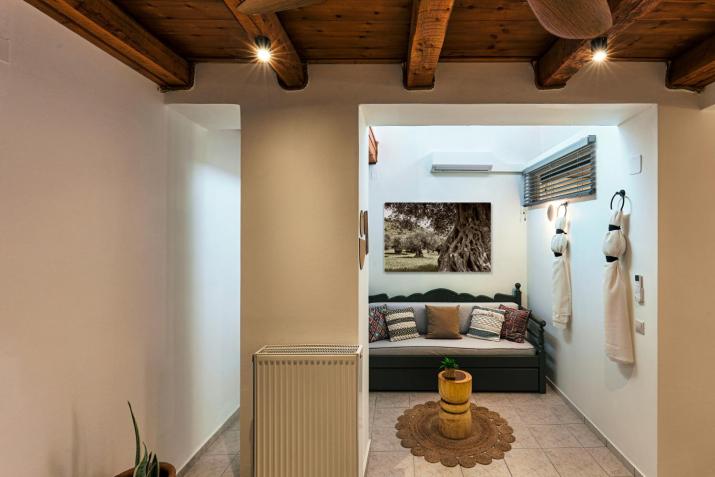 Petronikoli Traditional House