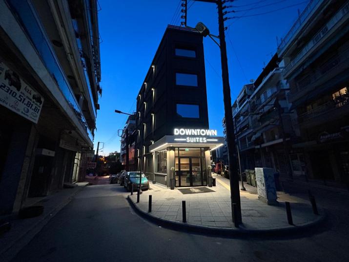Downtown Suites