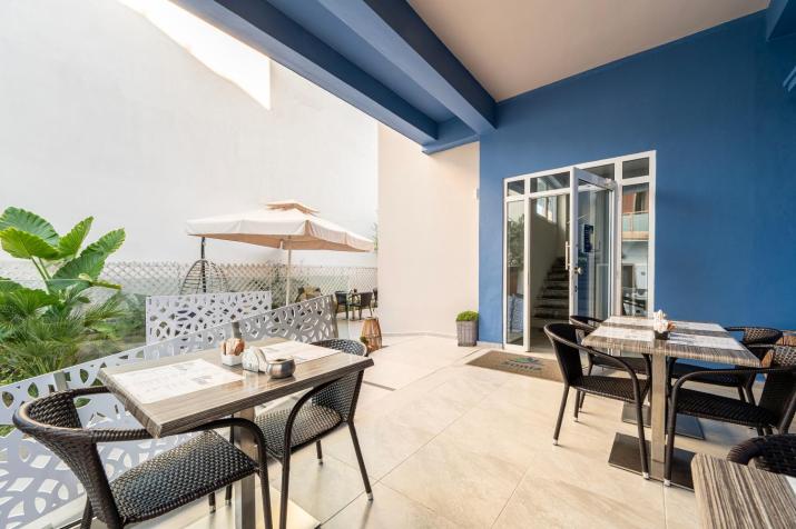 Sonia Hotel & Suites - Adults Only