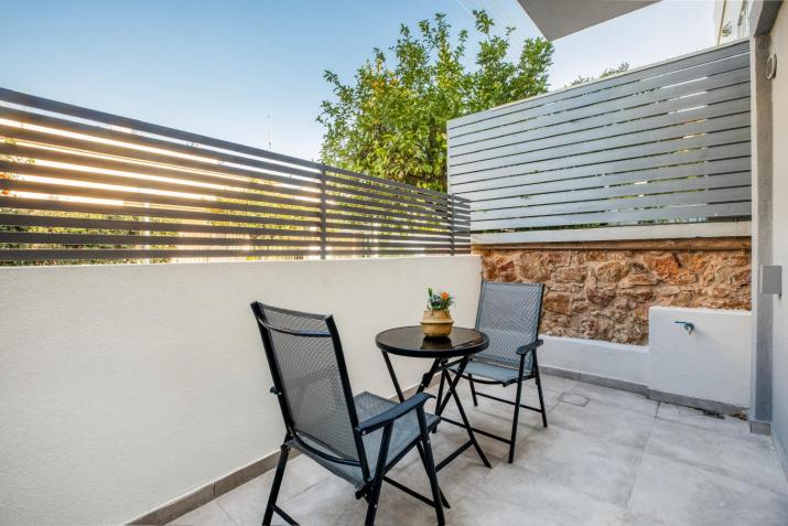 M&H and their friends A