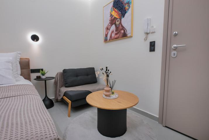 Aristotelous rooms Konstantinos