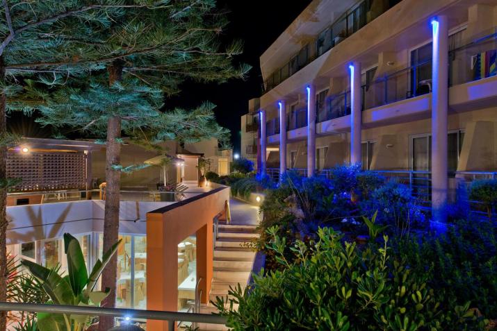 Minos Hotel