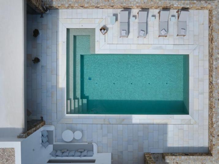 Villa Raphael - Luxury and Serenity in Paros