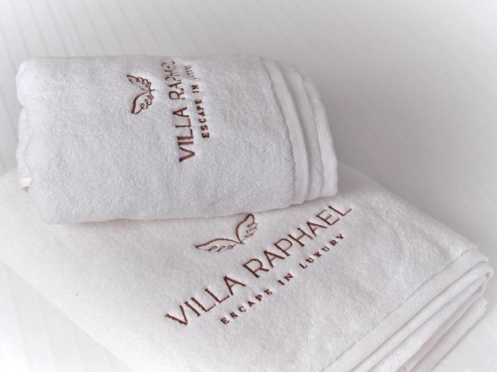 Villa Raphael - Luxury and Serenity in Paros