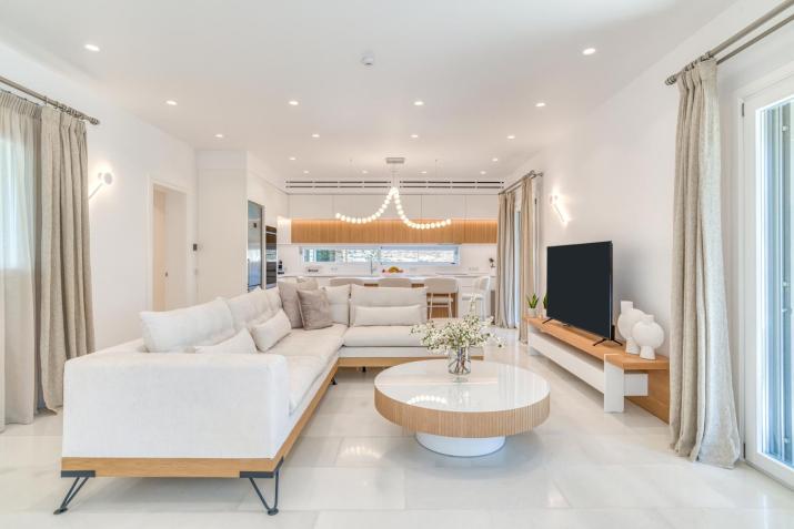 Villa Raphael - Luxury and Serenity in Paros