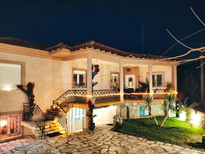 Meteora Panorama Garden Villa