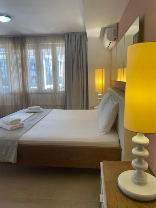 GreeceRent - ELEGANT Center