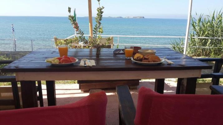 Kefalonia Beach Hotel & Bungalows